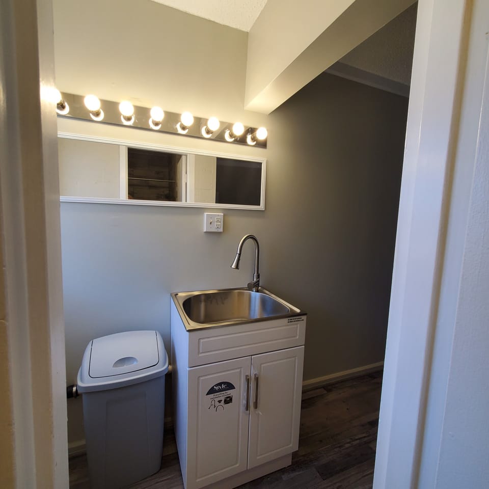 Standard Single Room | Interior