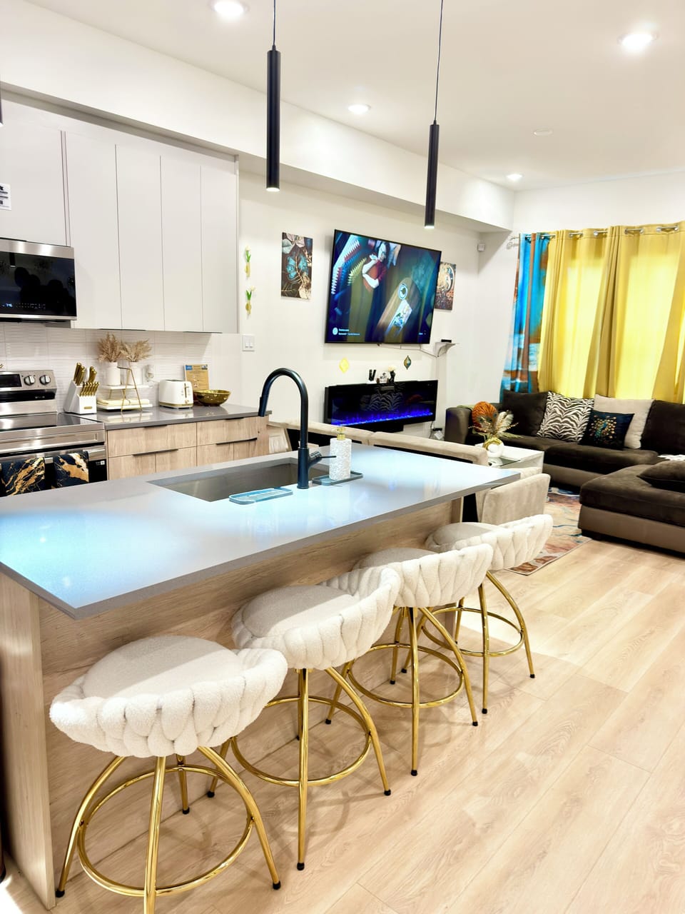 Kitchen bar stools, Sectional & 75 Inch Smart TV (Free Netflix included)