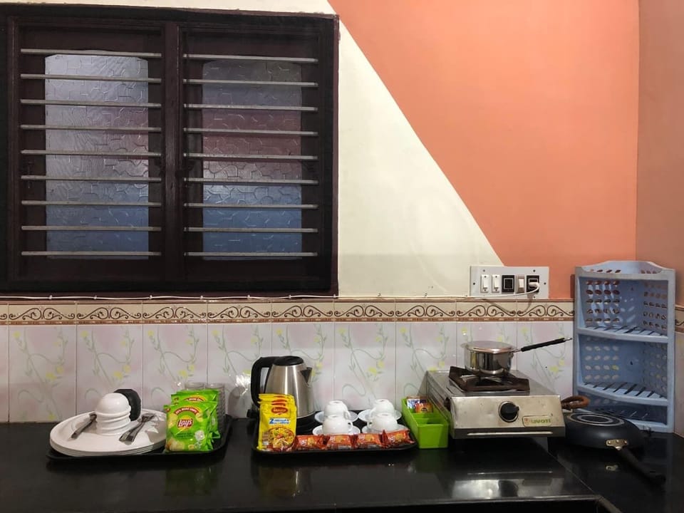 Comfort Room | Dining