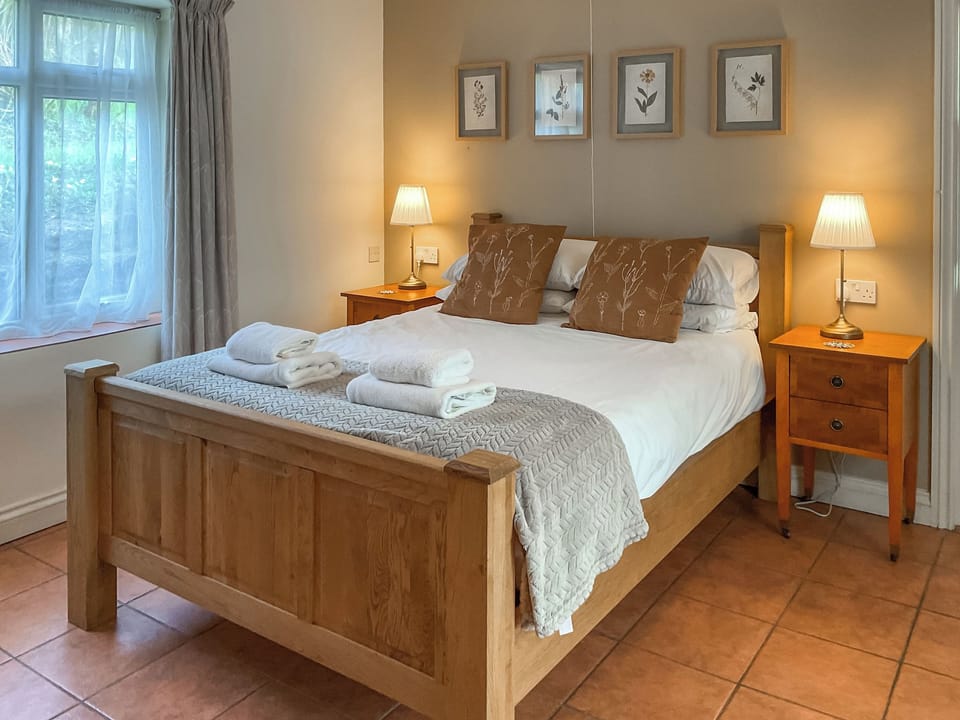 Double bedroom | Mimosa - Wayside Cottages, Bridport