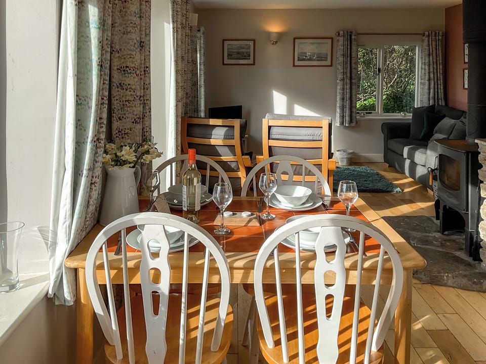 Kitchen/diner | Whispering Pines - Wayside Cottages, Bridport