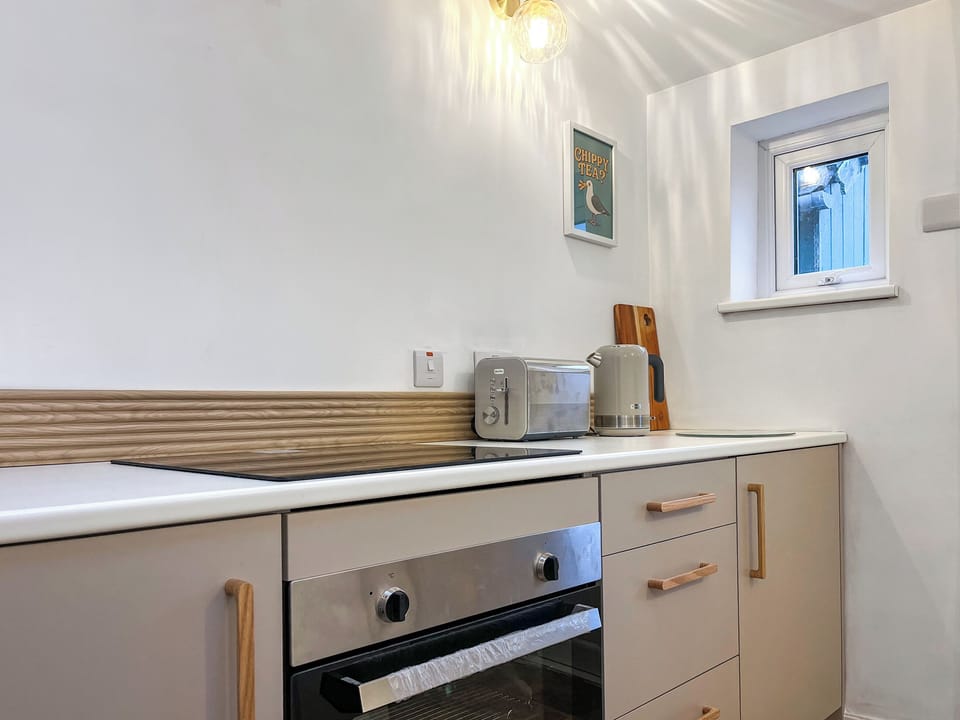 Kitchen | Longshore, Runswick