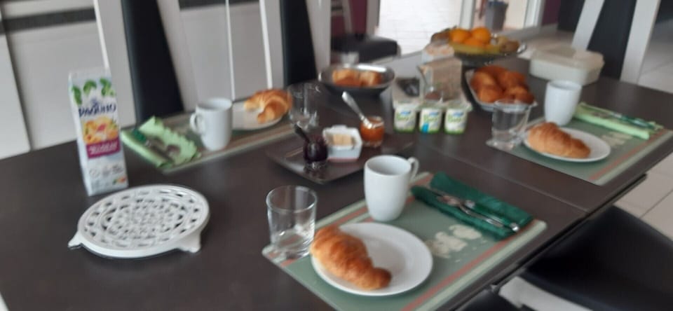 Breakfast meal