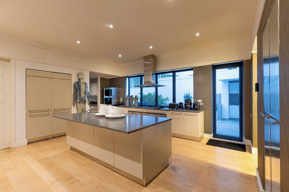Luxury Villa, Private Pool, Sea View | Private kitchen | Electric kettle, toaster