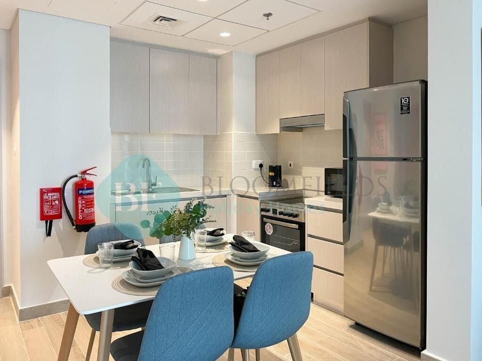 Apartment, Balcony | Private kitchen | Electric kettle, toaster
