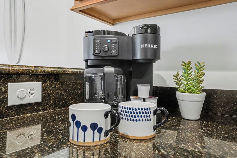 Combo drip and keurig... something for everyone!