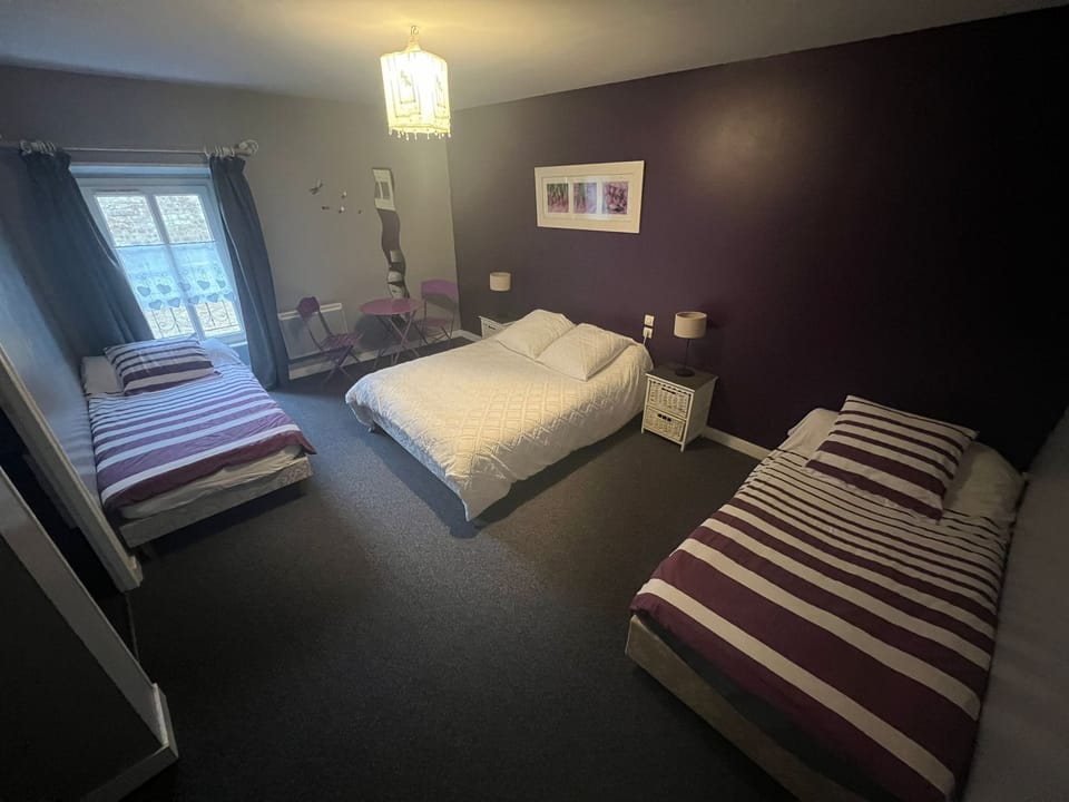 Family Quadruple Room | Desk, free WiFi