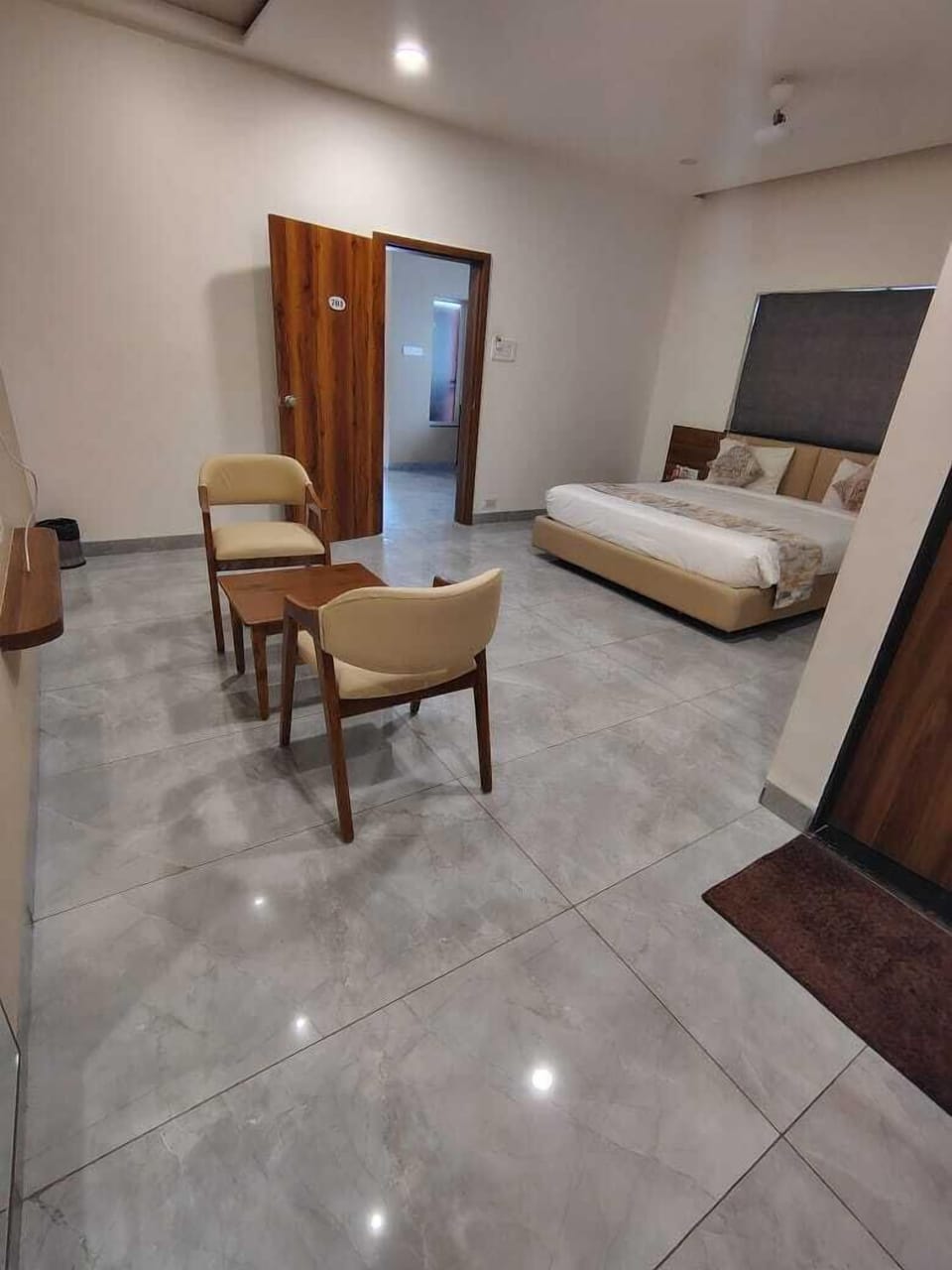 Super Deluxe Room - Nature View | Desk, bed sheets