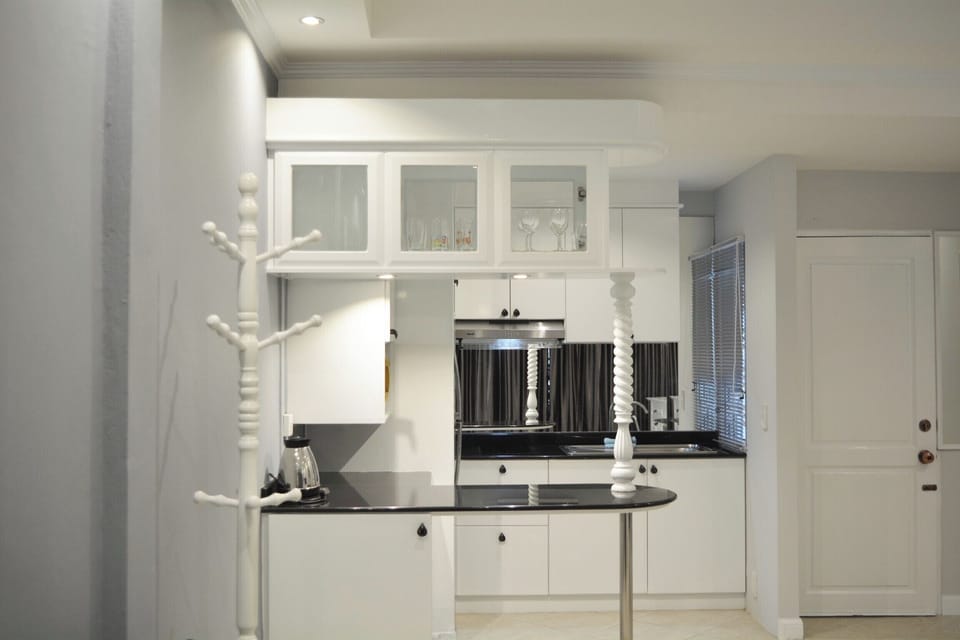 Apartment, 1 Bedroom, Smoking, Balcony | Interior
