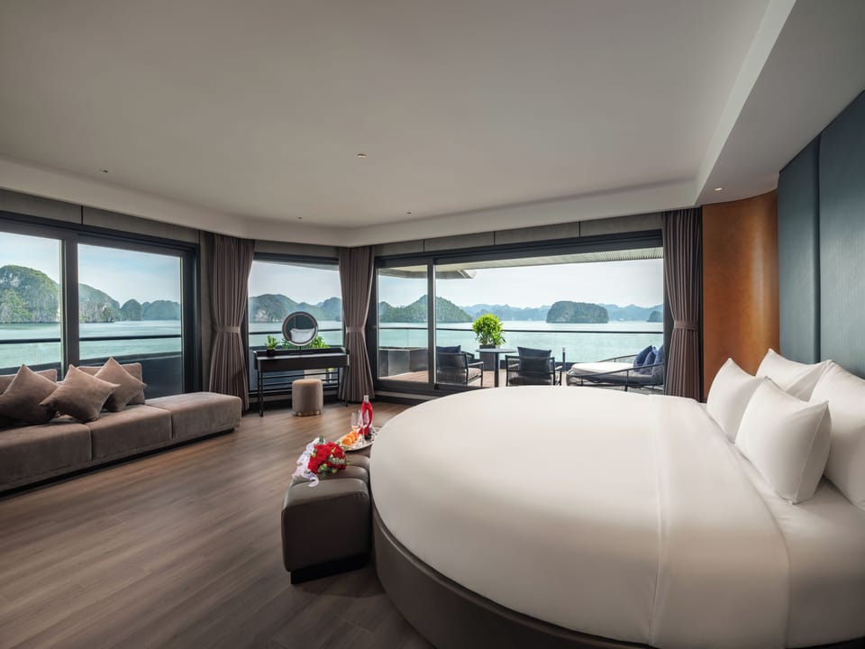 Executive Suite with Private Terrace (1 Extra-Large Double Bed) | Balcony view