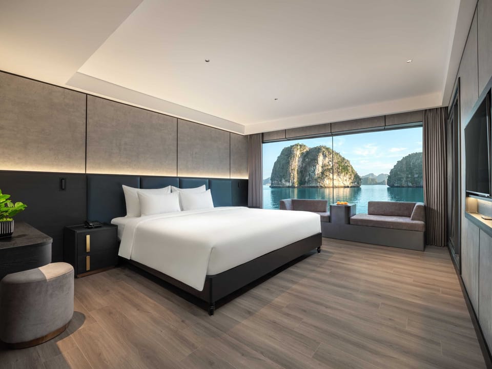 Junior Suite with Ocean View (1 Extra-Large Double Bed or 2 Single Beds) | View from room