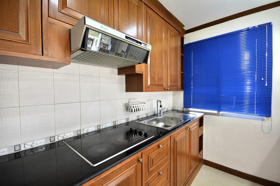 Apartment, 1 Bedroom, Smoking, Balcony | Interior