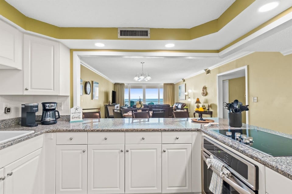 Condo, 2 Bedrooms | Private kitchen | Coffee/tea maker, fridge, oven, toaster