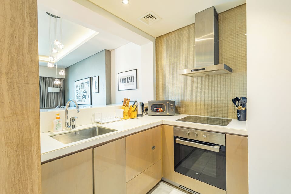 Apartment, City View | Private kitchen | Espresso maker, coffee/tea maker, electric kettle