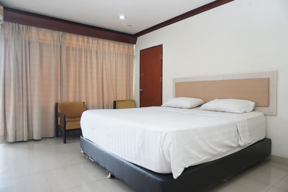 Superior Double Room, Balcony, Lake View | Soundproofing, WiFi (free)