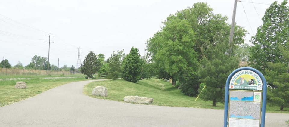 a 1 min. walk to the friendship trail.