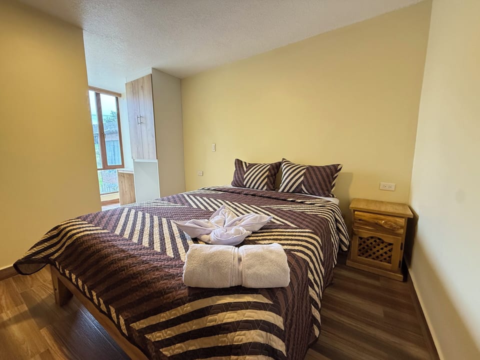 Comfort Double Room, Courtyard View | Desk, laptop workspace, WiFi (free), bed sheets