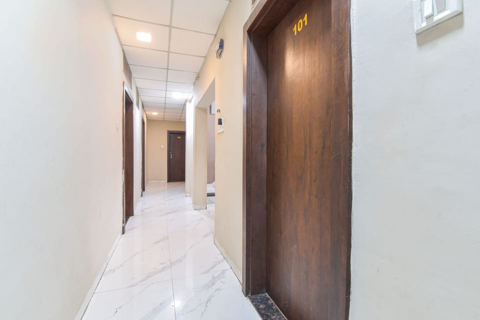 Standard Double Room, City View | Interior