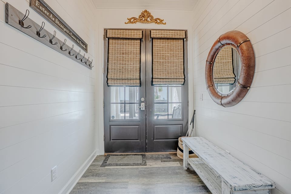 Entryway from Outside into Home