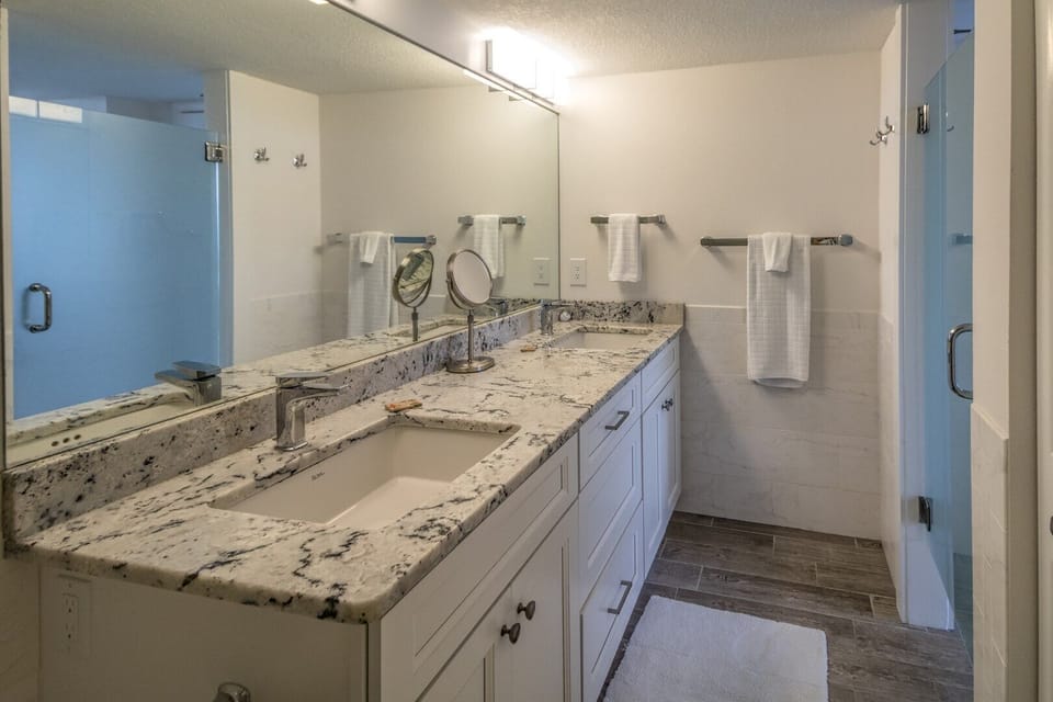 St. Aug. Oceanfront Rentals Master Ensuite Bath
