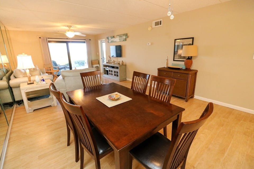 St. Augustine Ocean Front Rentals Dining Room