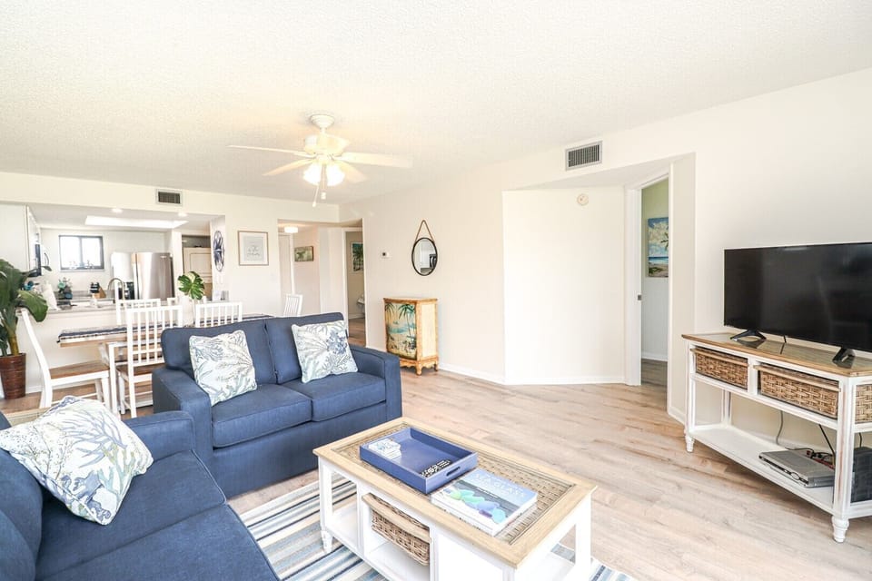 St. Augustine Beach Rentals Living Room
