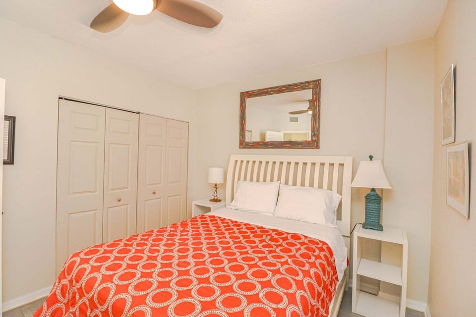 St. Augustine Beach Rentals guest Room