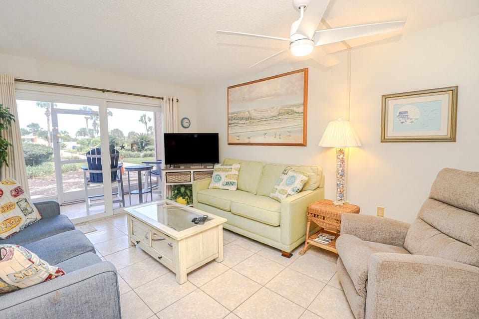 St. Augustine Beach Rentals Living Room