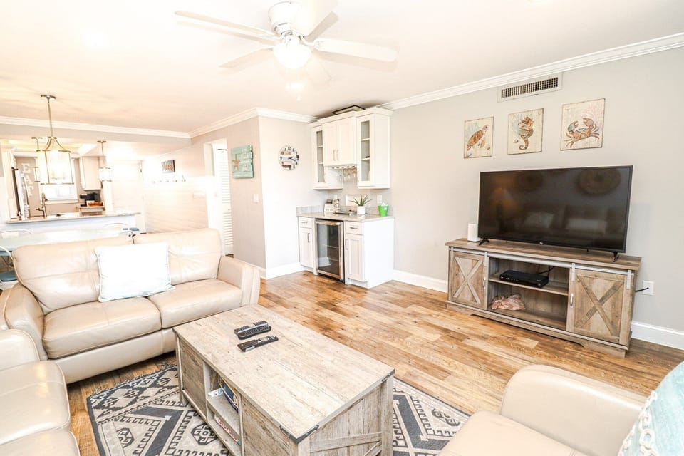 St. Augustine Beach Rentals Living Room