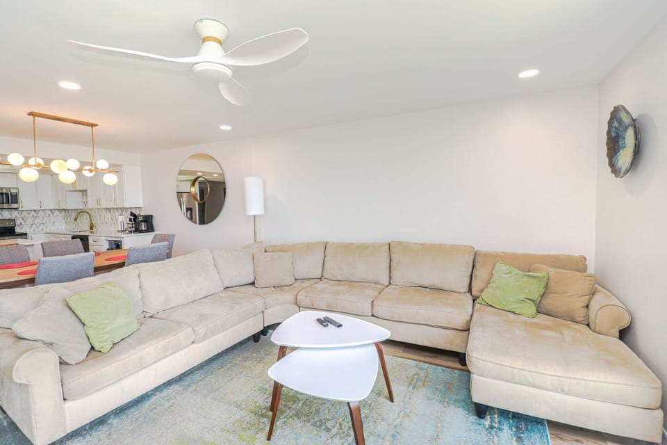 St. Augustine Beach Rentals Living Room