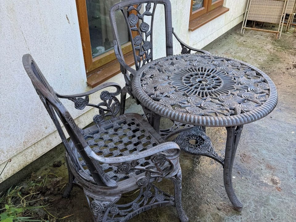 Cottage | Outdoor dining