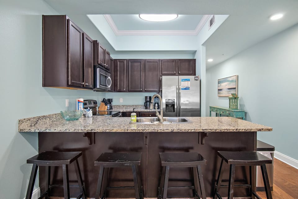 Condo, Multiple Beds (Alerio E104) | Private kitchen