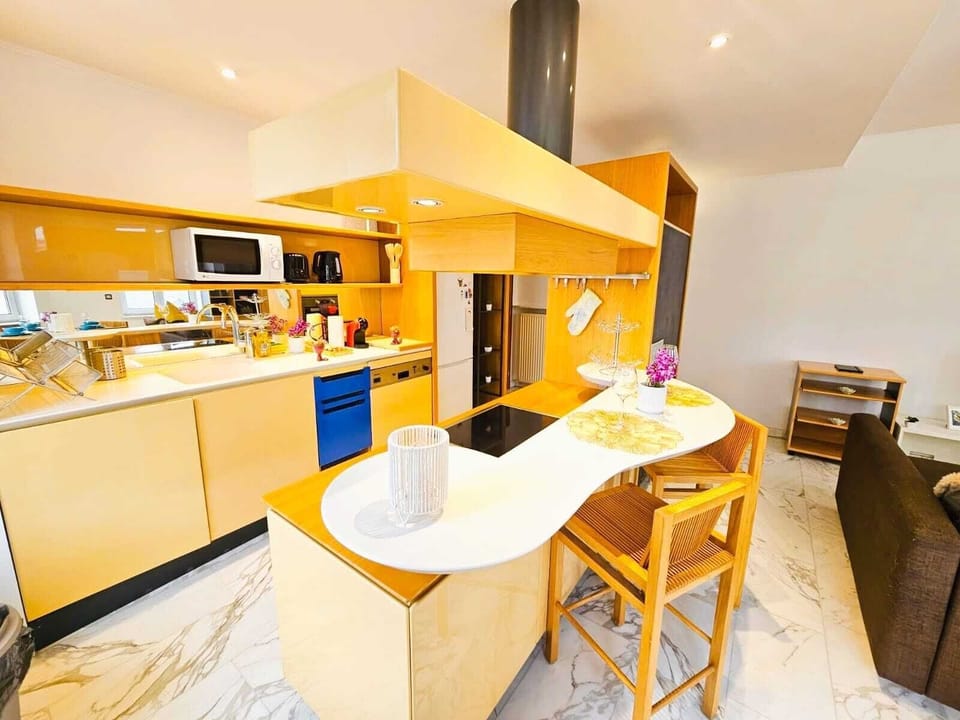 Apartment | Private kitchen | Toaster