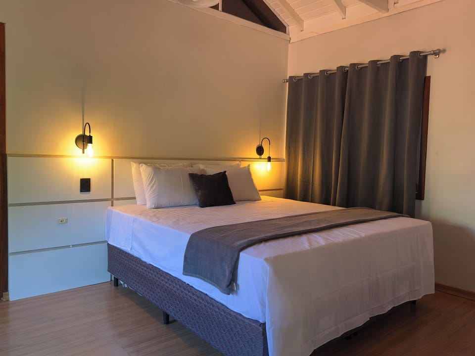 Comfort Double Room, Garden View | Individually furnished, desk, laptop workspace, free WiFi