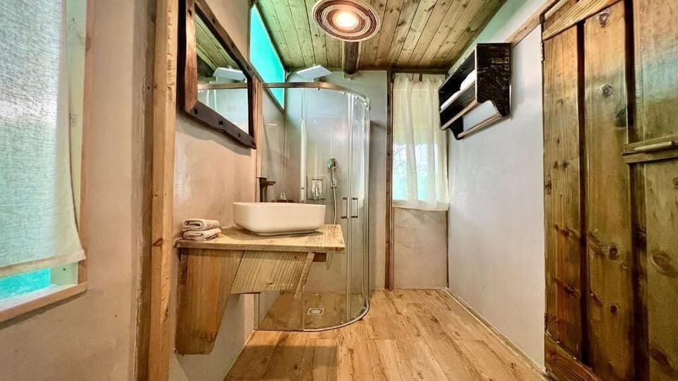 Bathroom | Bathrobes, slippers, towels, soap