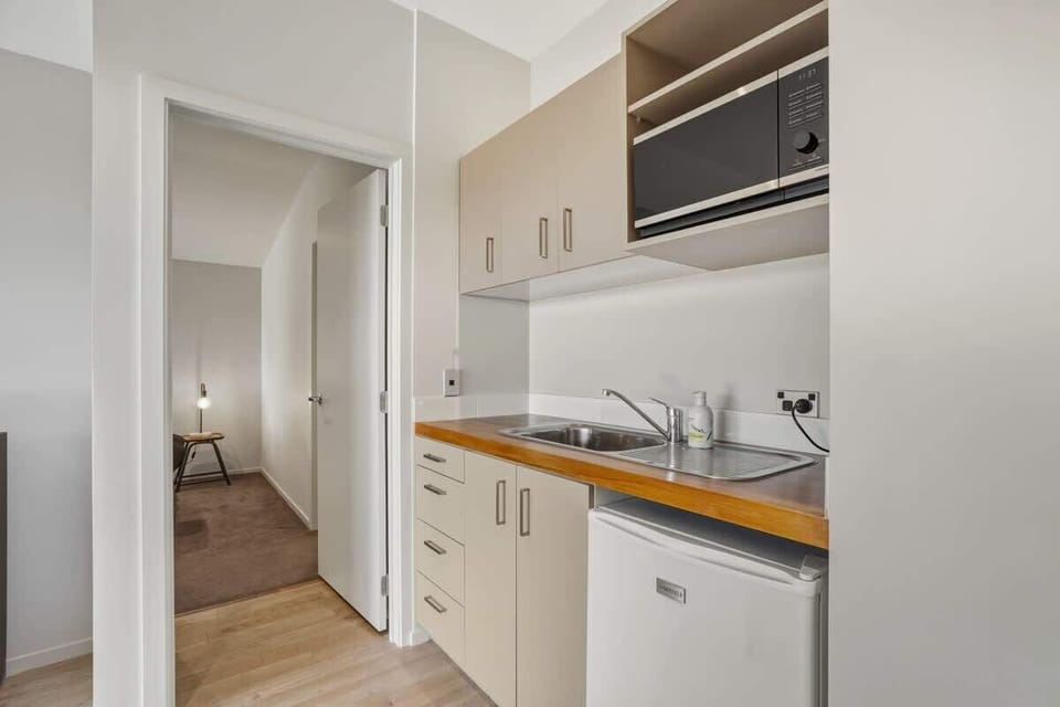Studio kitchenette