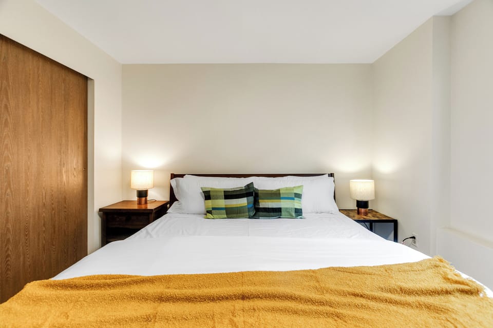 Comfort Double Room | Desk, laptop workspace, iron/ironing board, free WiFi