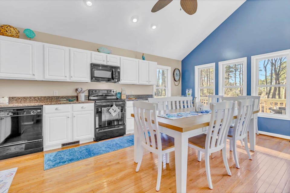 1768 Fleeton Road (5 of 33)