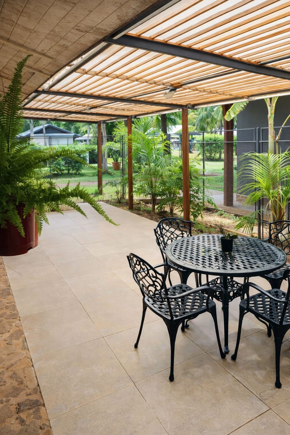 Outdoor dining