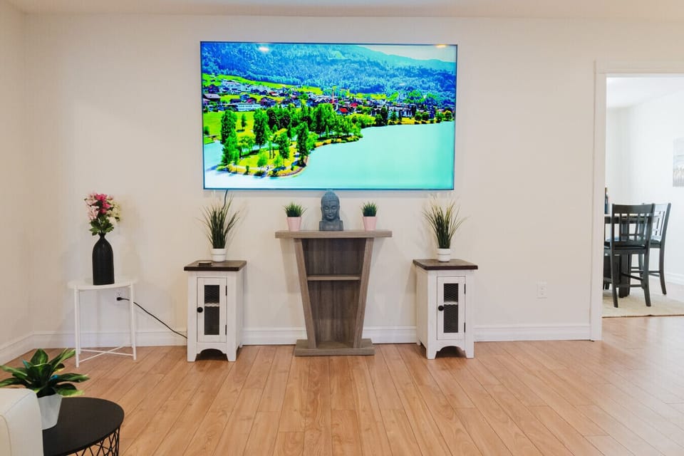85 inch smart TV