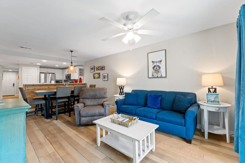 Living Area - Balcony Access - Smart TV - Queen Sleeper Sofa