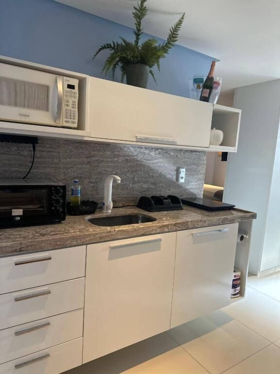 Family Apartment, Non Smoking, Pool View | In-room dining