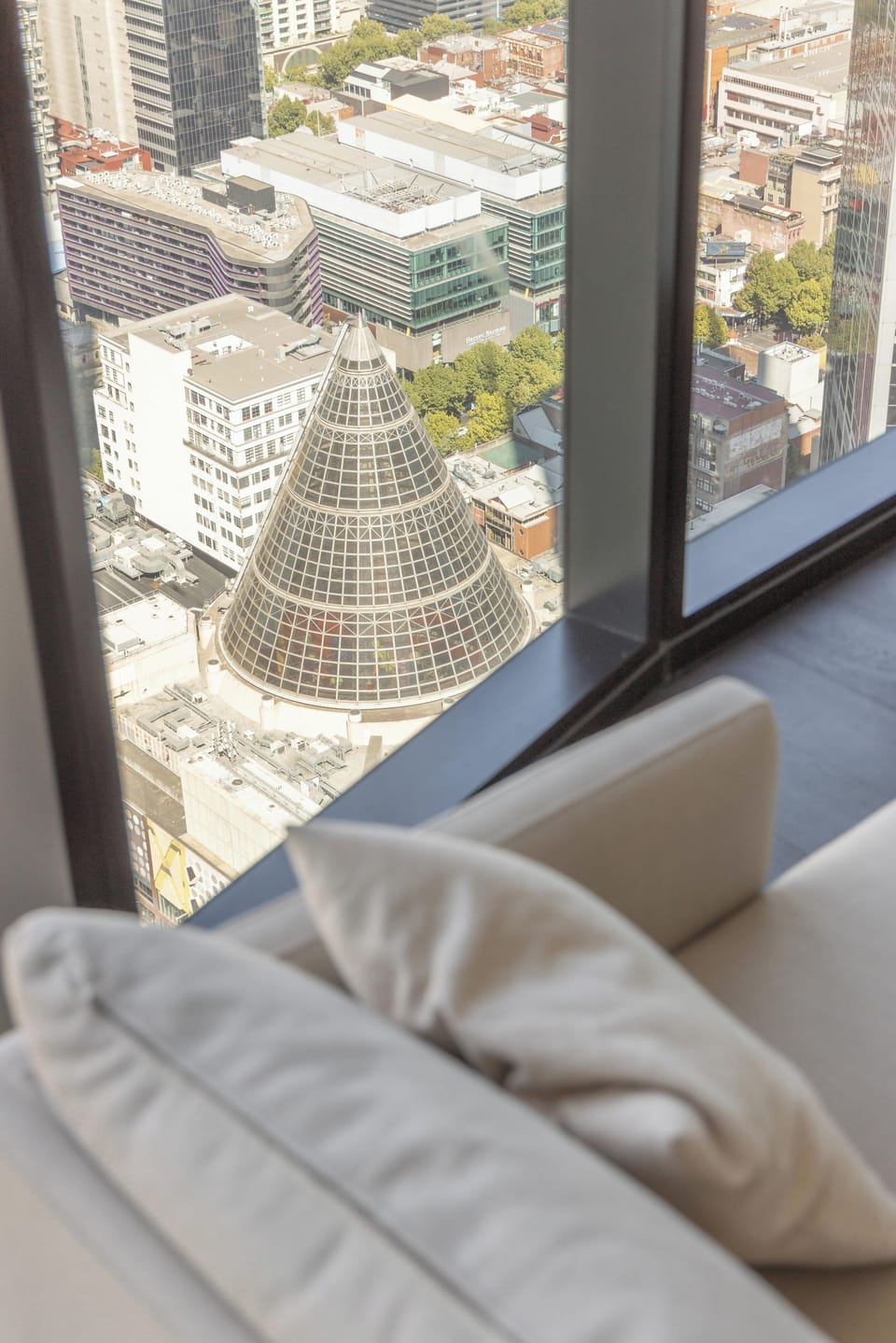 Luxury Apartment, City View | Interior