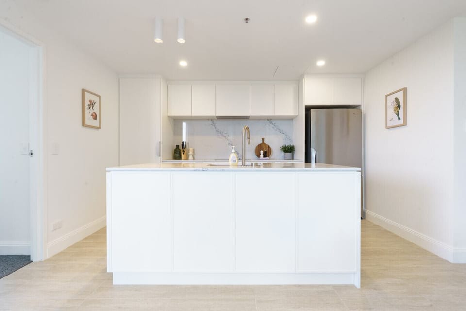 The kitchen is fully equipped with everything you need to whip up a meal, while the dining area is perfect for shared breakfasts or dinner with friends.