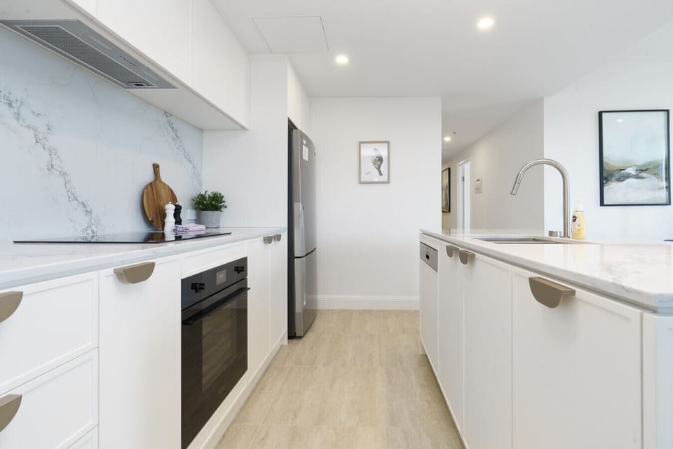 The kitchen is fully equipped with everything you need to whip up a meal, while the dining area is perfect for shared breakfasts or dinner with friends.