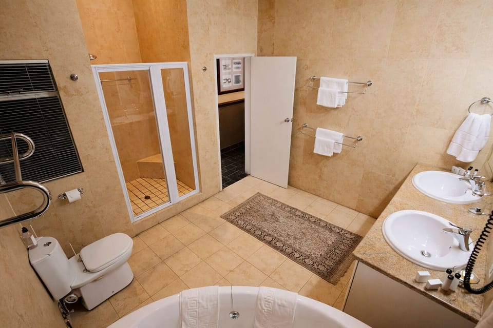 The Lt. Brown's | Bathroom | Hair dryer, towels, soap, shampoo
