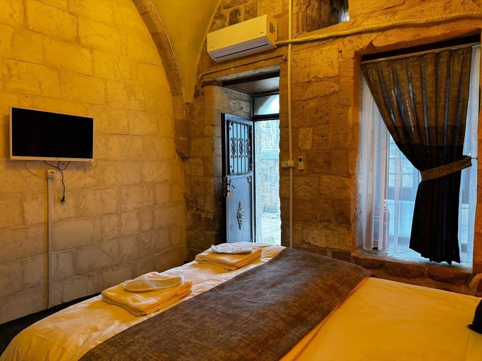 Family Twin Room | Free WiFi