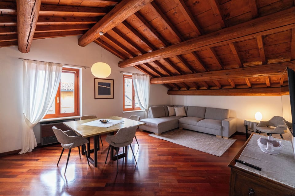 Apartment, 3 Bedrooms | Living area