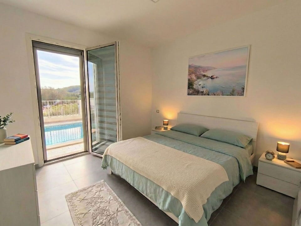 Interior Design, Furniture, Flooring, Floor, Apartment, Ceiling, Room, Chair, Bed, Wood Stain