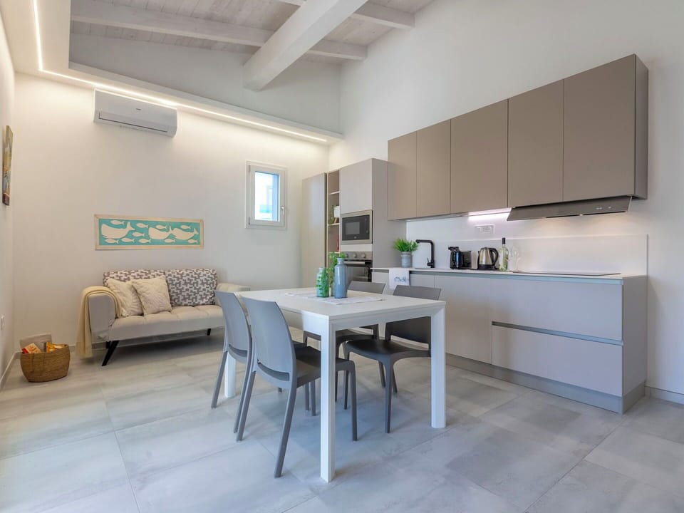 Furniture, Flooring, Interior Design, Wood, Floor, Kitchen, Apartment, Ceiling, Table, Lighting